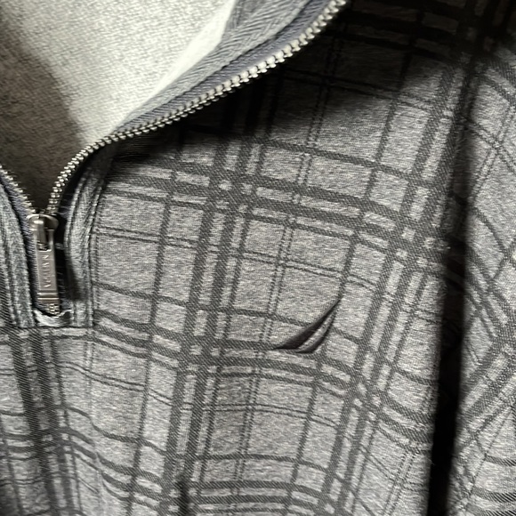 Nautical men’s quarter zip - Picture 3 of 3